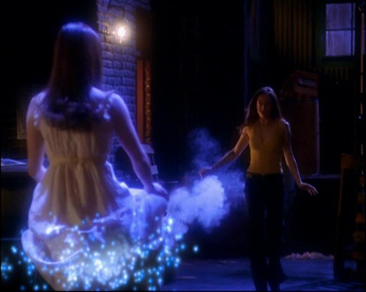 Charmed-Online-dot-819TheJungAndTheRestless1612.jpg Charmed-Online-dot-819TheJungAndTheRestless1612.jpg