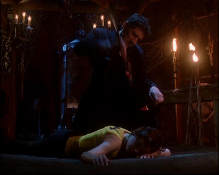 Charmed-Online-dot-819TheJungAndTheRestless2077.jpg