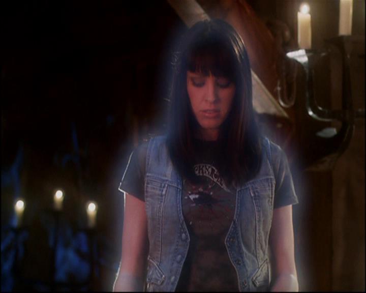 Charmed-Online-dot-819TheJungAndTheRestless2110.jpg