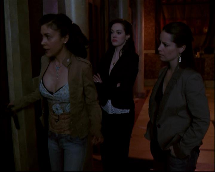 Charmed-Online-dot-820GoneWithTheWitches0037.jpg