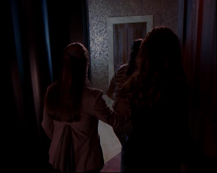 Charmed-Online-dot-820GoneWithTheWitches0077.jpg