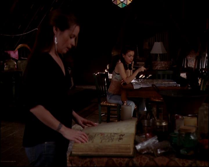 Charmed-Online-dot-820GoneWithTheWitches1119.jpg