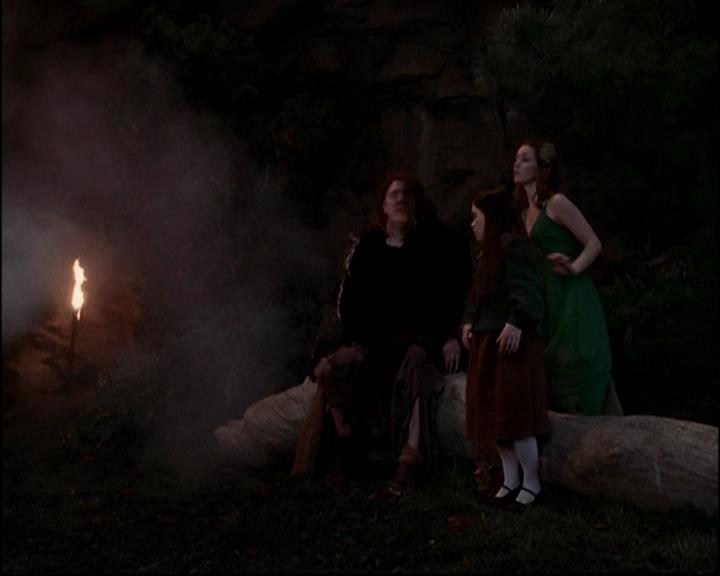 Charmed-Online-dot-820GoneWithTheWitches1818.jpg