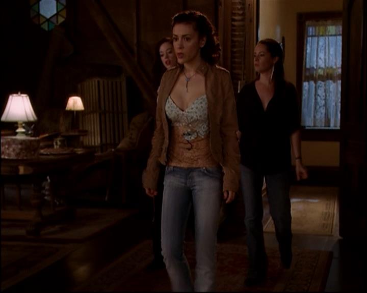 Charmed-Online-dot-820GoneWithTheWitches2059.jpg