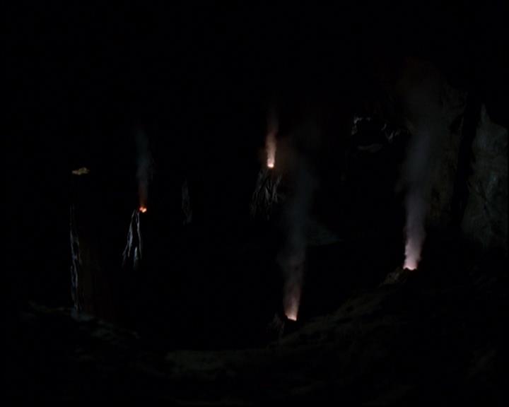 Charmed-Online-dot-820GoneWithTheWitches2147.jpg