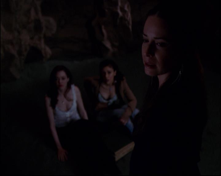 Charmed-Online-dot-820GoneWithTheWitches2151.jpg