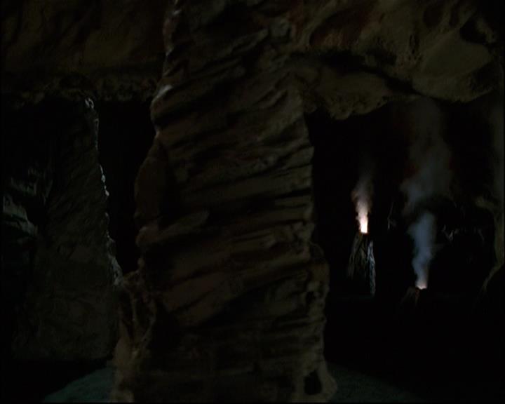 Charmed-Online-dot-net_8x21KillBillieVol2-0008.jpg