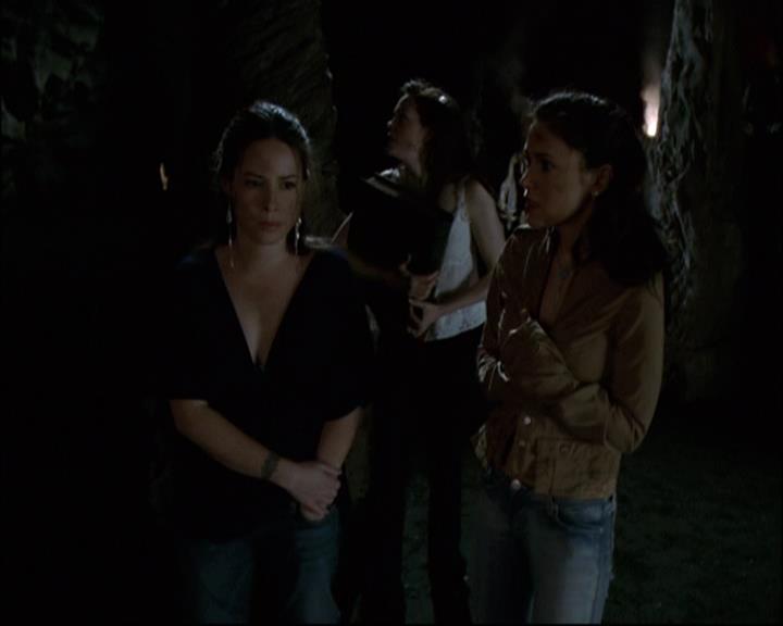 Charmed-Online-dot-net_8x21KillBillieVol2-0015.jpg