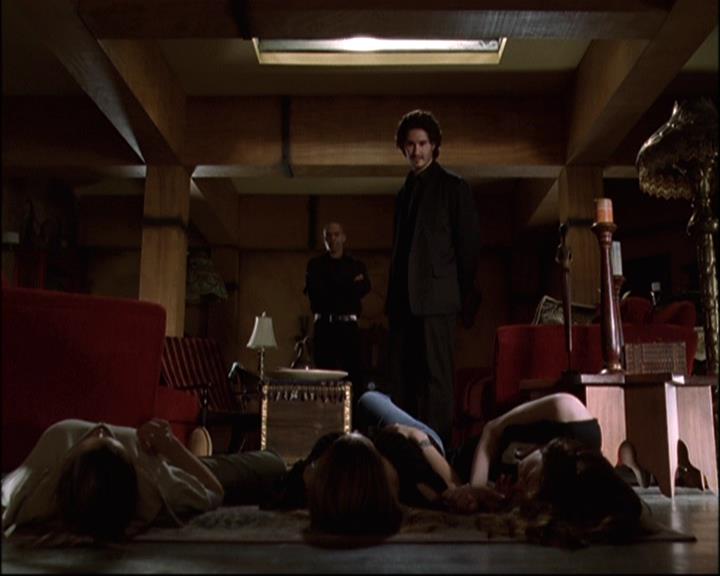 Charmed-Online-dot-net_8x21KillBillieVol2-0869.jpg