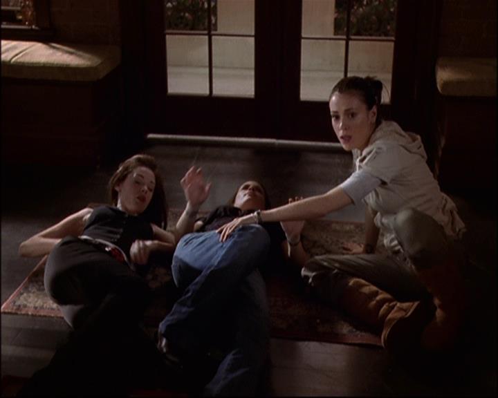 Charmed-Online-dot-net_8x21KillBillieVol2-0883.jpg