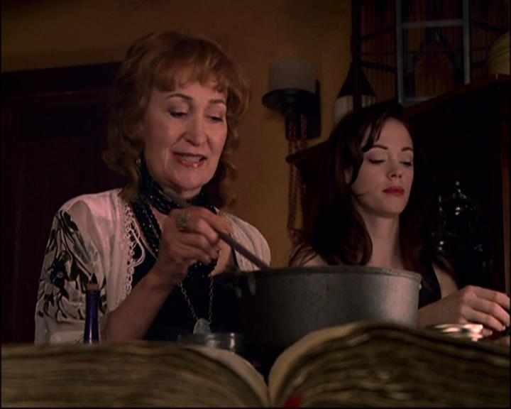 Charmed-Online-dot-net_822ForeverCharmed1519.jpg