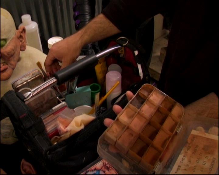 Charmed-Online-dot-TheMakingOfCharmed0332.jpg Charmed-Online-dot-TheMakingOfCharmed0332.jpg