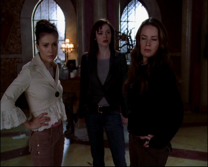 Charmed-Online-dot-TheMakingOfCharmed0445.jpg