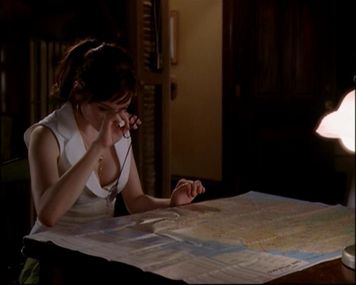 Charmed-Online-dot-TheMakingOfCharmed0477.jpg Charmed-Online-dot-TheMakingOfCharmed0477.jpg