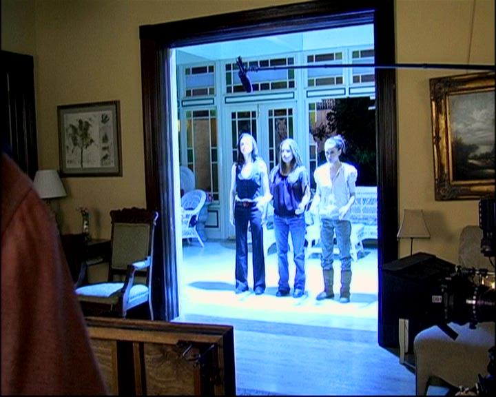 Charmed-Online-dot-TheMakingOfCharmed0562.jpg