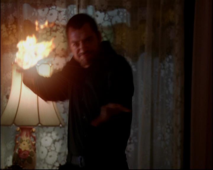 Charmed-Online-dot-TheMakingOfCharmed0581.jpg Charmed-Online-dot-TheMakingOfCharmed0581.jpg