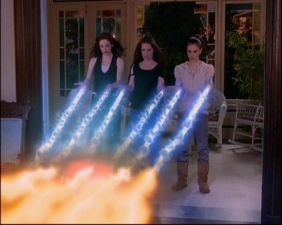 Charmed-Online-dot-TheMakingOfCharmed0013.jpg