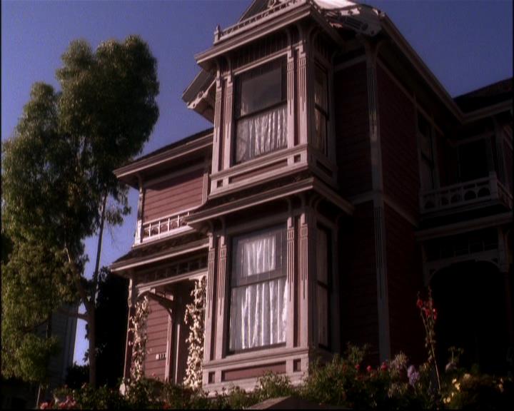 Charmed-Online-dot-ToTheManorBorn0021.jpg
