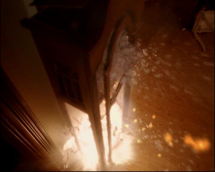 Charmed-Online-dot-ToTheManorBorn0077.jpg Charmed-Online-dot-ToTheManorBorn0077.jpg