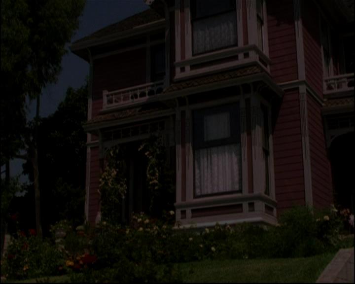 Charmed-Online-dot-ToTheManorBorn0116.jpg