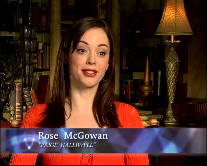 Charmed-Online-dot-ToTheManorBorn0151.jpg Charmed-Online-dot-ToTheManorBorn0151.jpg