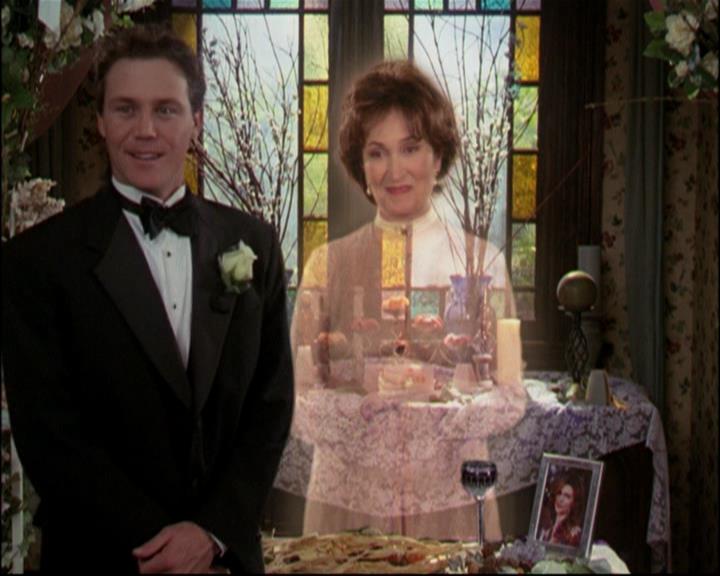 Charmed-Online-dot-ToTheManorBorn0248.jpg