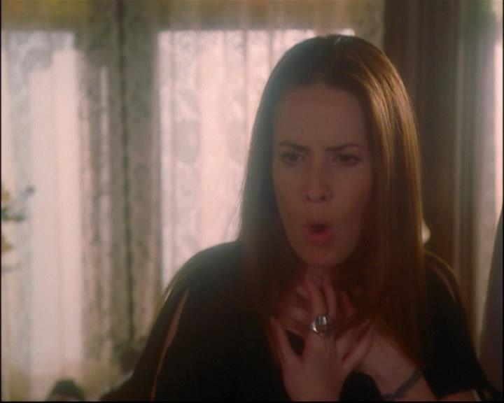 Charmed-Online-dot-ToTheManorBorn0315.jpg