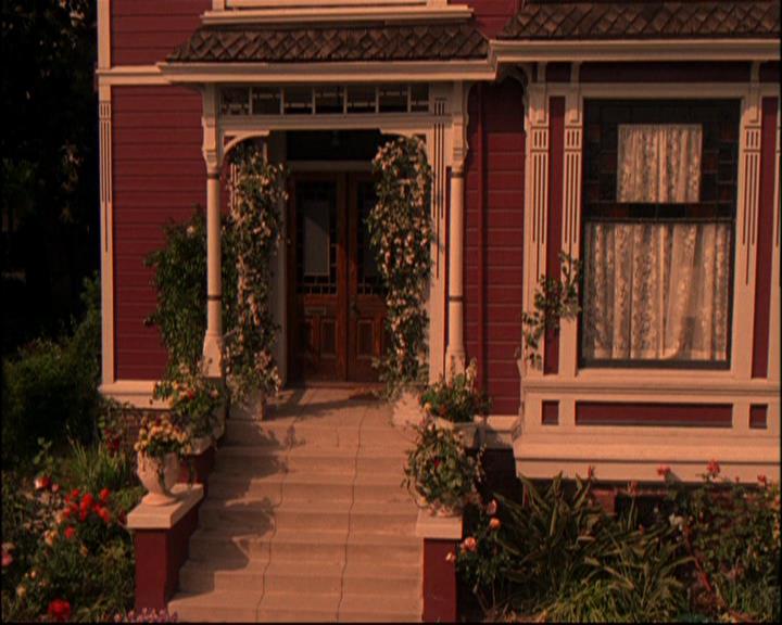 Charmed-Online-dot-ToTheManorBorn0499.jpg