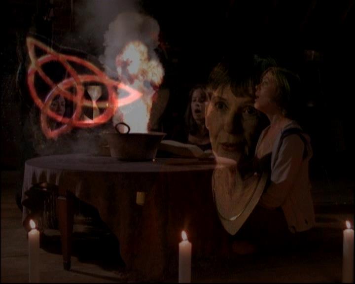 Charmed-Online-dot-TheStoryOfCharmed-Genesis0585.jpg Charmed-Online-dot-TheStoryOfCharmed-Genesis0585.jpg