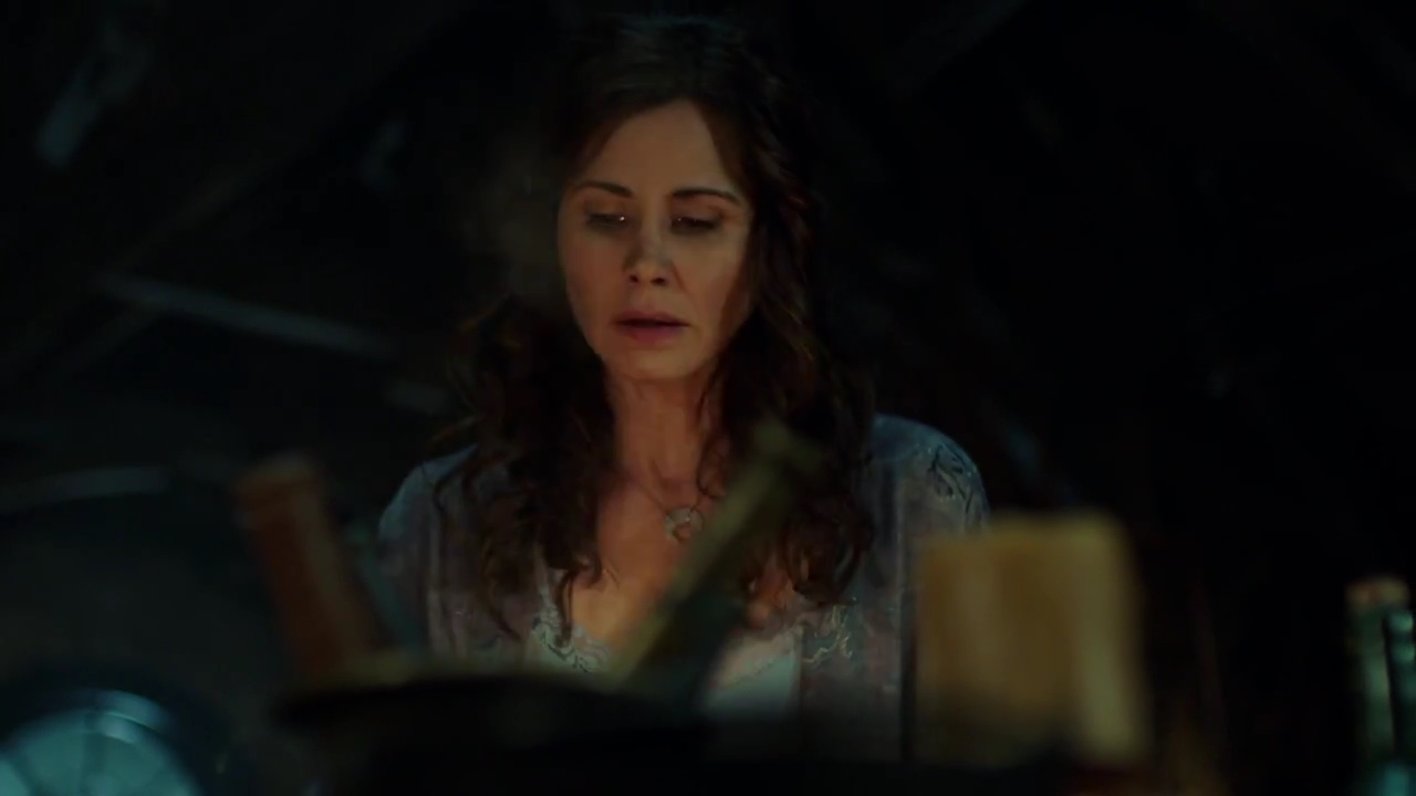 Charmed-Online-dot-nl_Charmed-1x01Pilot00223.jpg