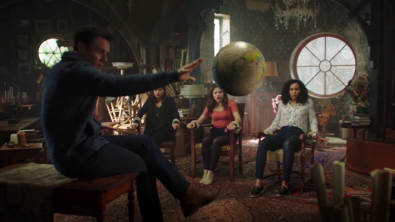 Charmed-Online-dot-nl_Charmed-1x01Pilot01015.jpg