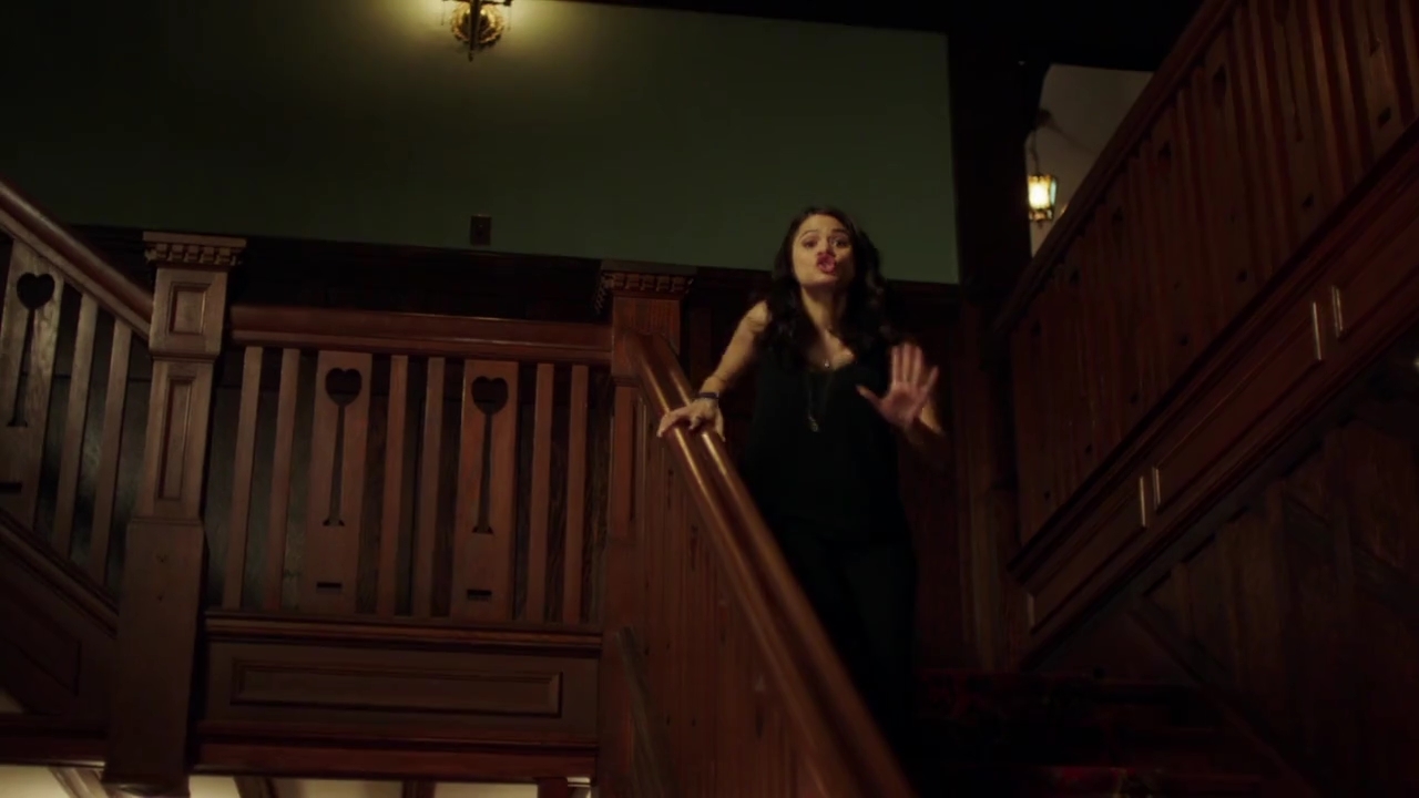 Charmed-Online-dot-nl_Charmed-1x01Pilot01510.jpg