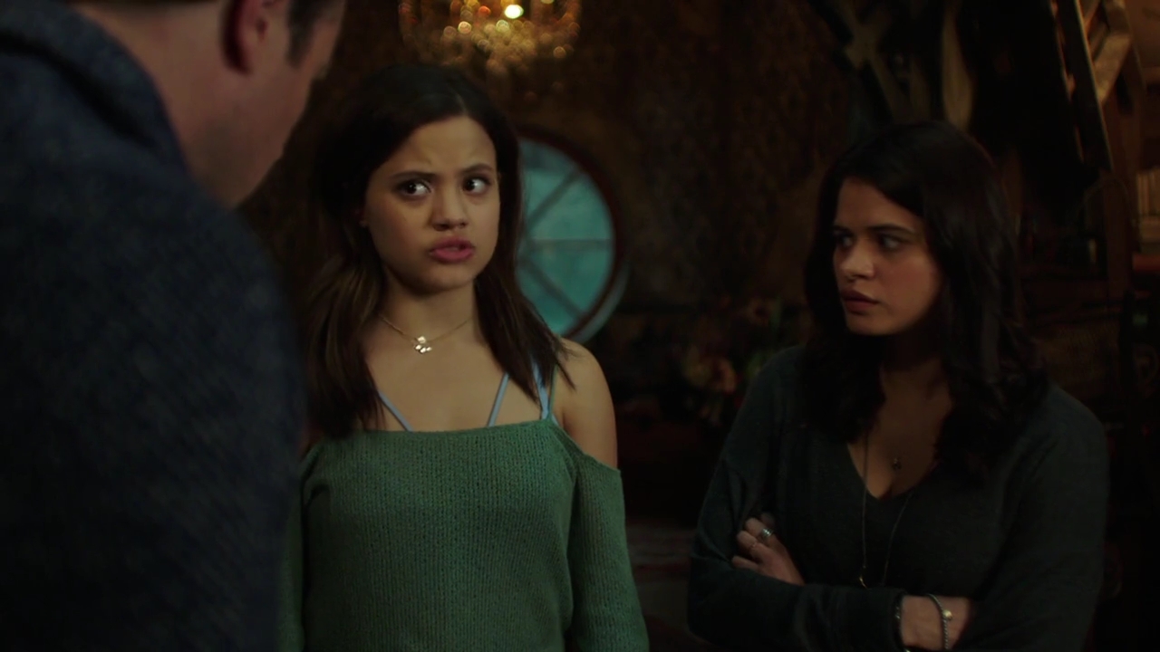 Charmed-Online-dot-nl_Charmed-1x01Pilot01594.jpg Charmed-Online-dot-nl_Charmed-1x01Pilot01594.jpg
