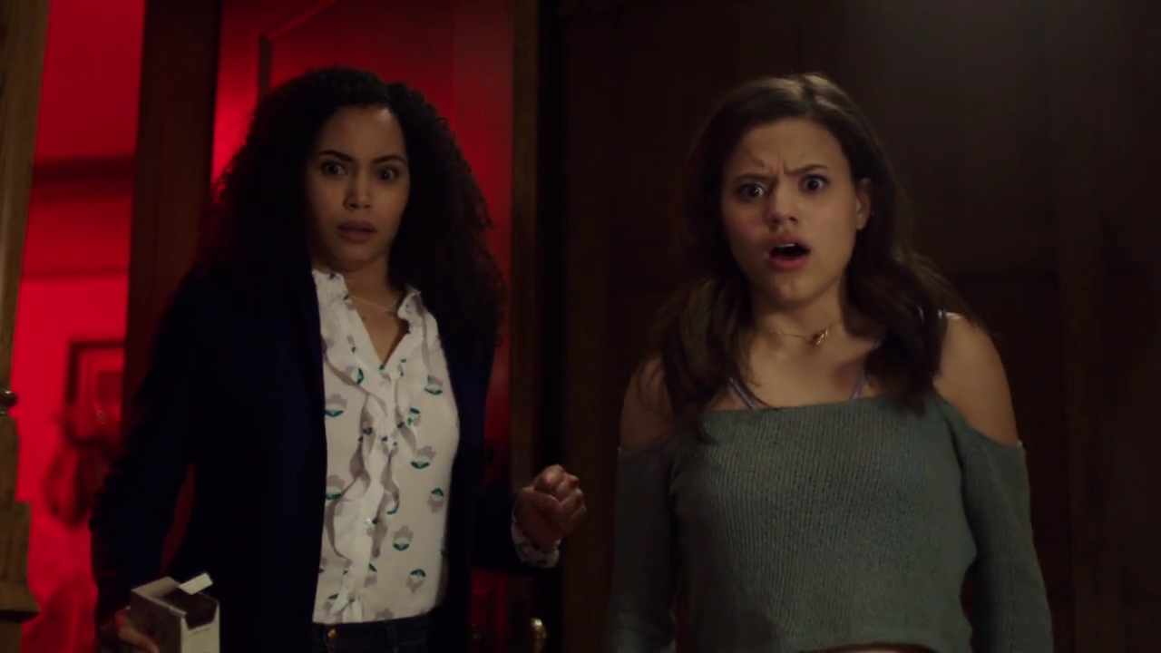 Charmed-Online-dot-nl_Charmed-1x01Pilot01816.jpg