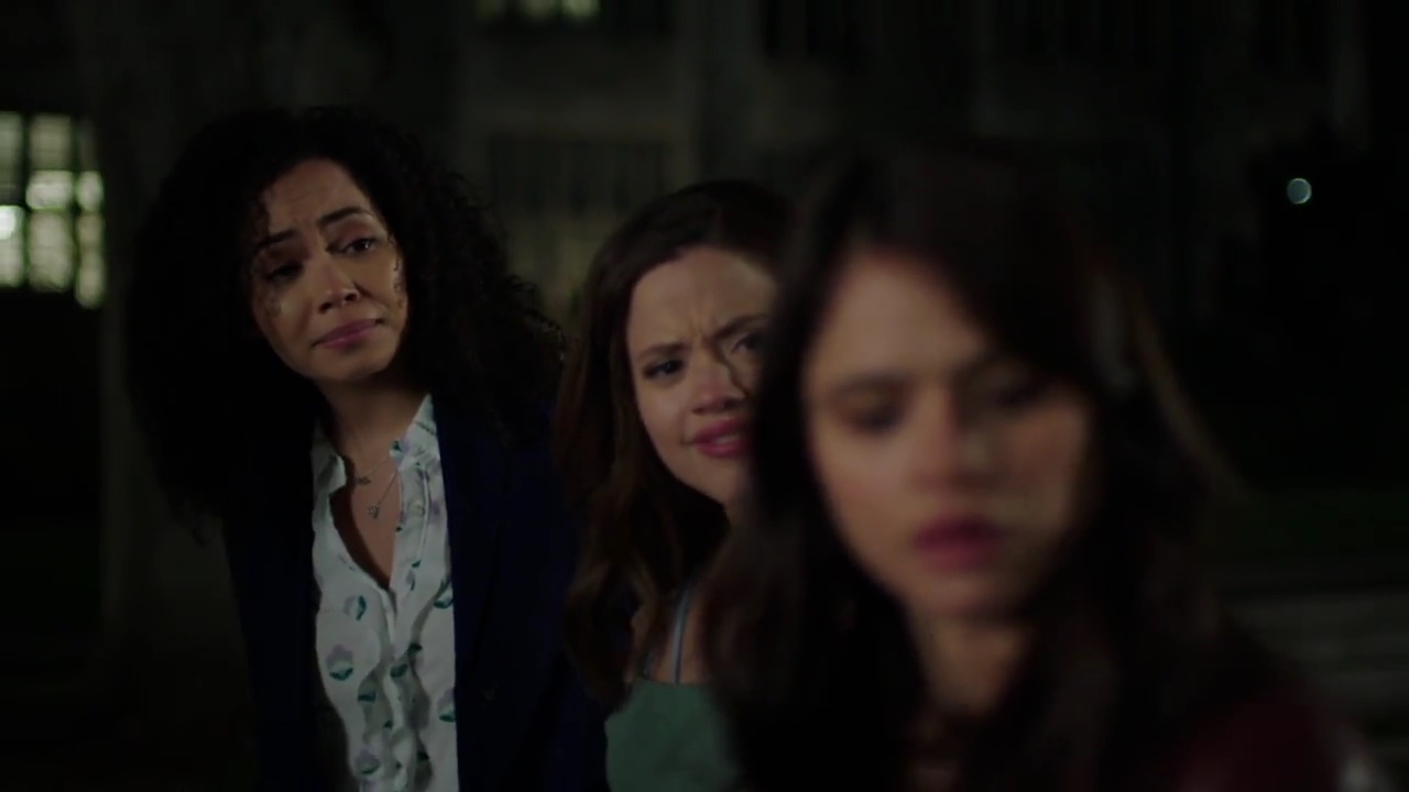 Charmed-Online-dot-nl_Charmed-1x01Pilot01880.jpg Charmed-Online-dot-nl_Charmed-1x01Pilot01880.jpg