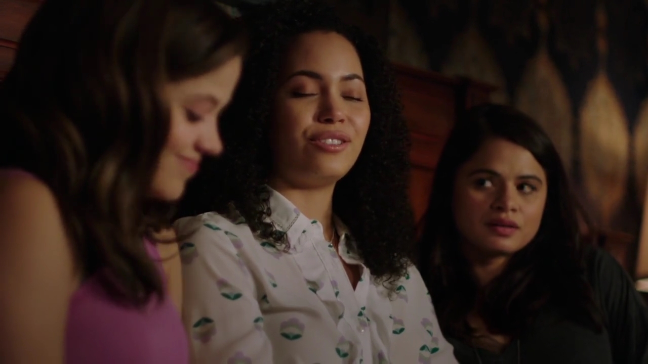 Charmed-Online-dot-nl_Charmed-1x01Pilot01983.jpg
