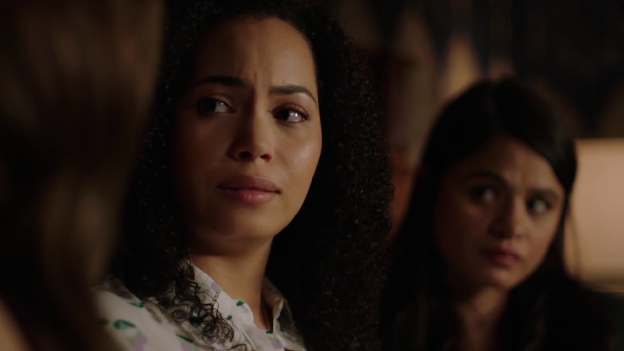 Charmed-Online-dot-nl_Charmed-1x01Pilot01997.jpg
