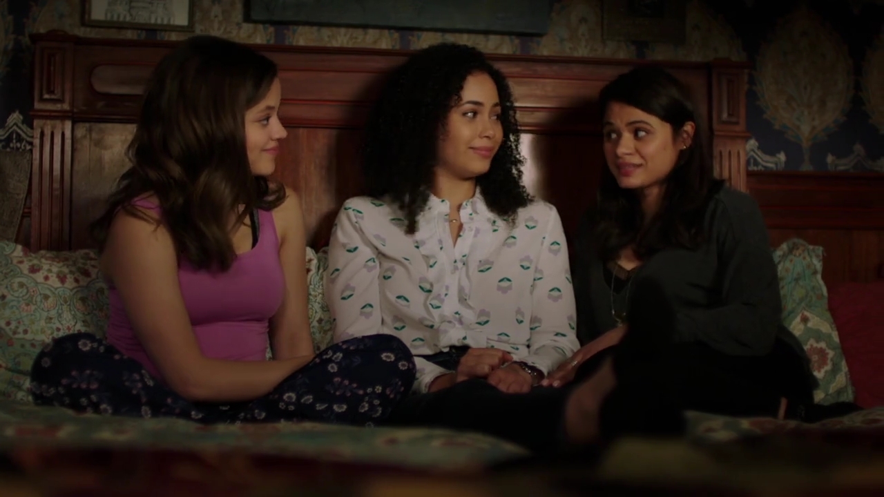 Charmed-Online-dot-nl_Charmed-1x01Pilot02020.jpg Charmed-Online-dot-nl_Charmed-1x01Pilot02020.jpg