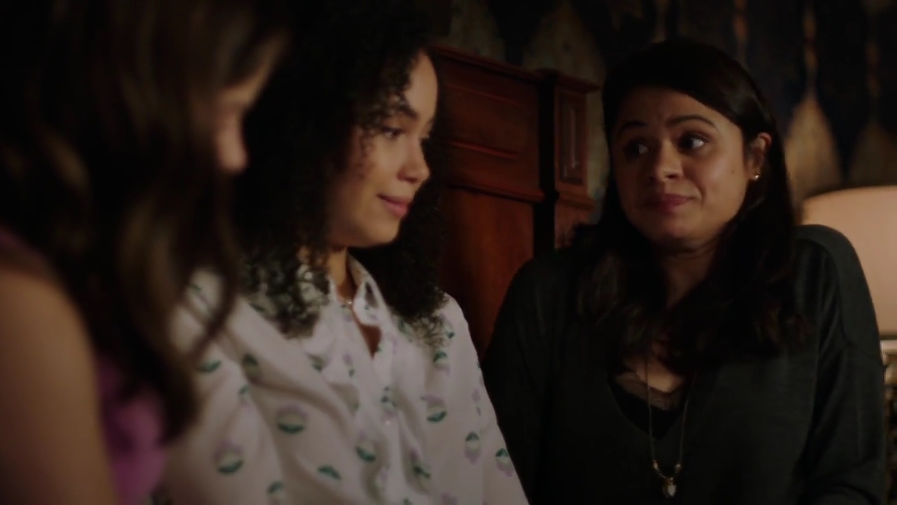 Charmed-Online-dot-nl_Charmed-1x01Pilot02025.jpg