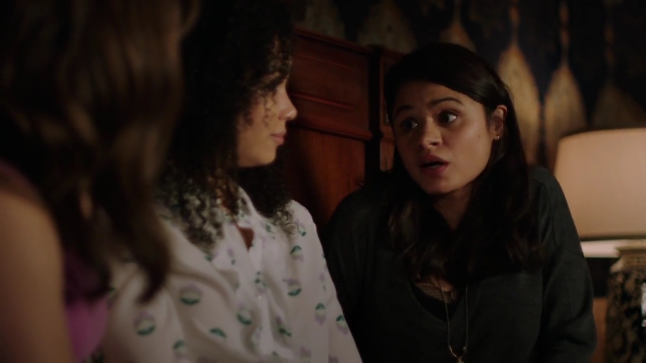 Charmed-Online-dot-nl_Charmed-1x01Pilot02027.jpg
