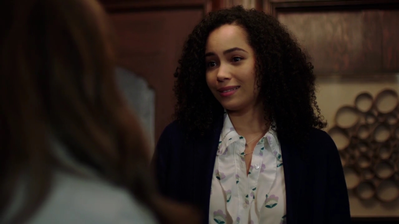 Charmed-Online-dot-nl_Charmed-1x01Pilot02440.jpg