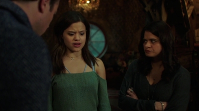 Charmed-Online-dot-nl_Charmed-1x01Pilot01595.jpg