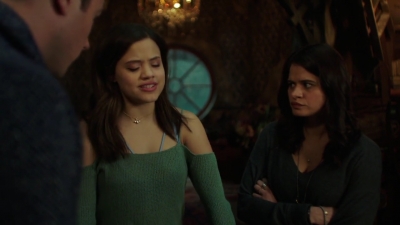 Charmed-Online-dot-nl_Charmed-1x01Pilot01599.jpg