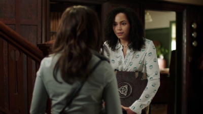 Charmed-Online-dot-nl_Charmed-1x01Pilot02101.jpg