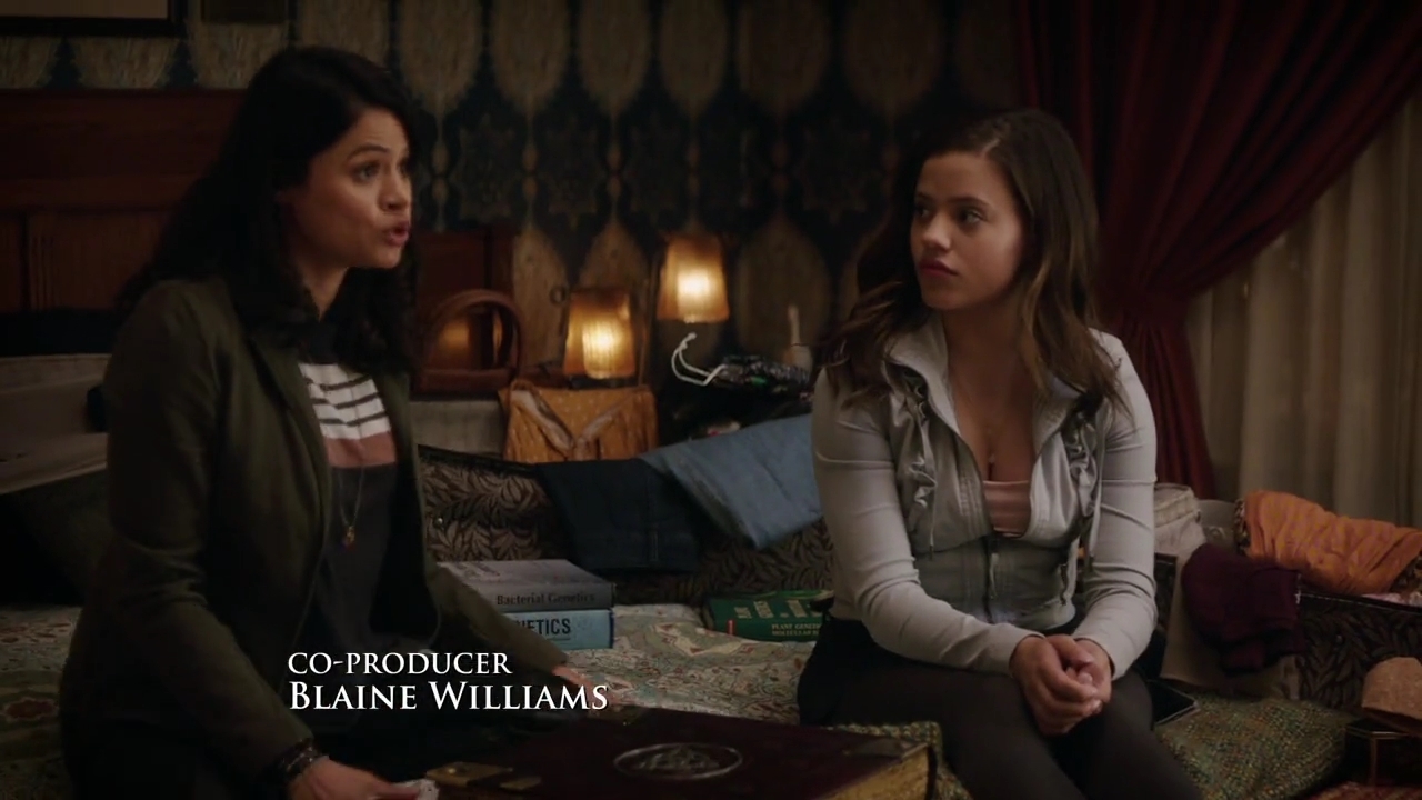 Charmed-Online-dot-nl_Charmed-1x02LetThisMotherOut00218.jpg