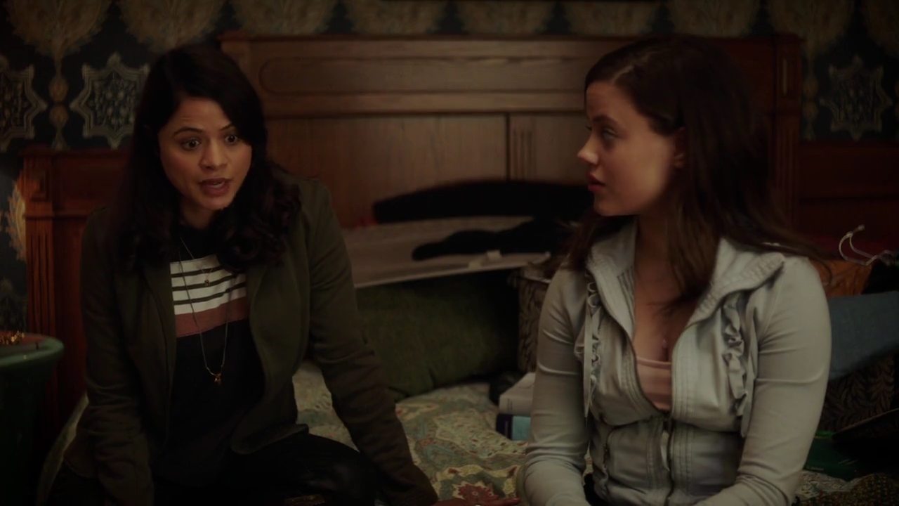 Charmed-Online-dot-nl_Charmed-1x02LetThisMotherOut00238.jpg