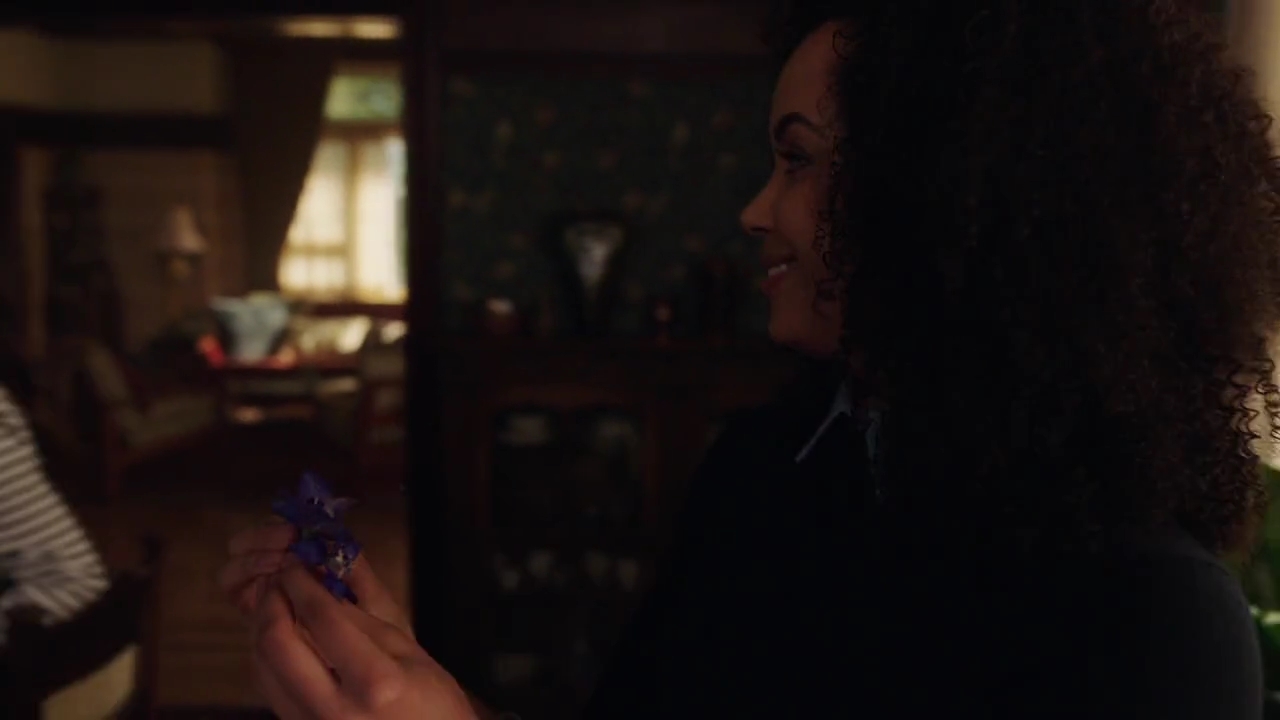 Charmed-Online-dot-nl_Charmed-1x02LetThisMotherOut00325.jpg