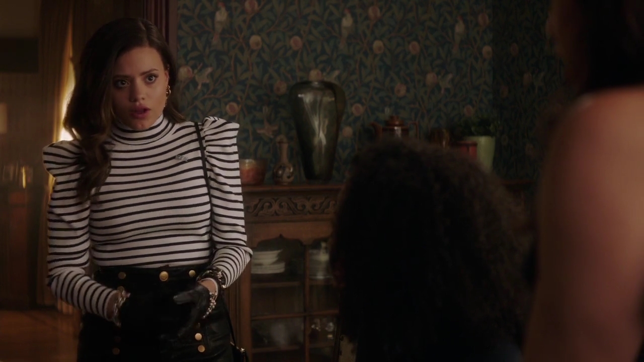Charmed-Online-dot-nl_Charmed-1x02LetThisMotherOut00405.jpg