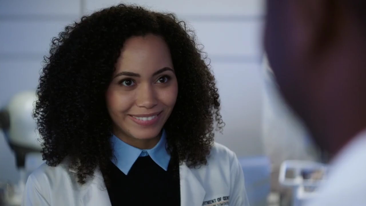 Charmed-Online-dot-nl_Charmed-1x02LetThisMotherOut00507.jpg
