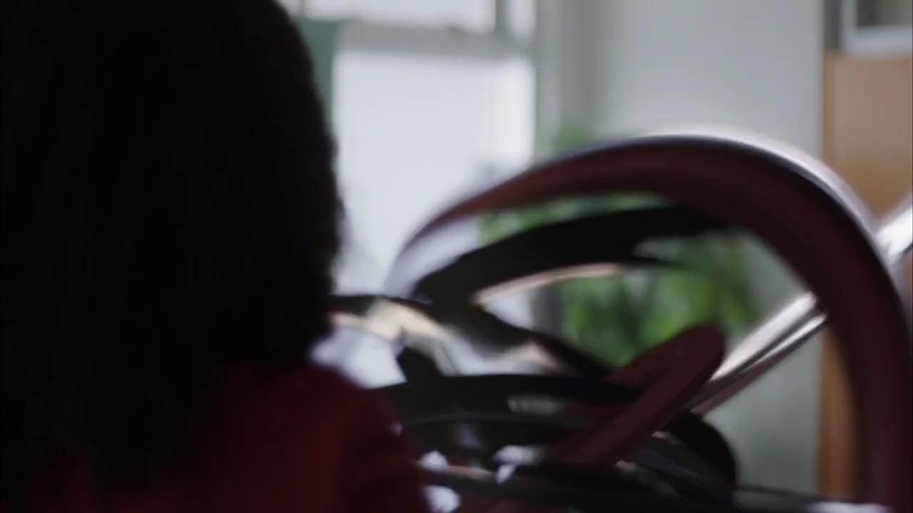 Charmed-Online-dot-nl_Charmed-1x02LetThisMotherOut00734.jpg